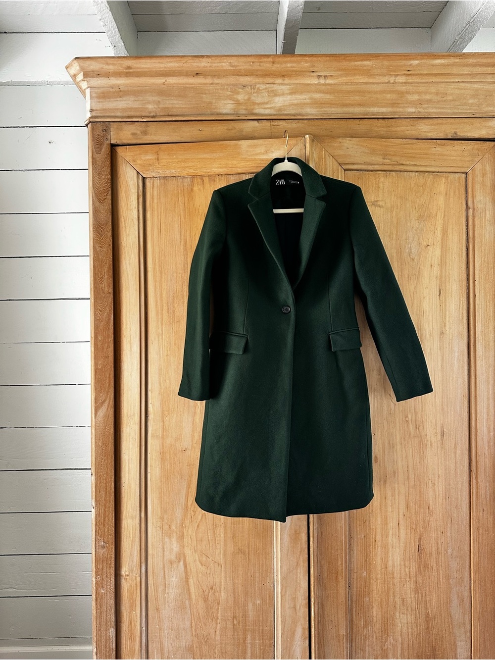 ZARA Manteco Wool Coat – size medium